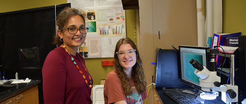 Shamia Hoque and graduate student