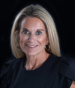 Christine Shekel headshot